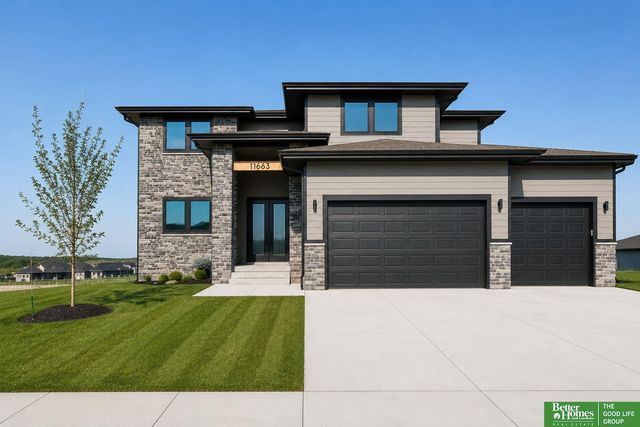 11663 S 123rd Avenue, Papillion, NE 68046