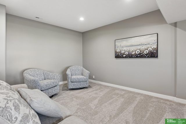11663 S 123rd Avenue, Papillion, NE 68046