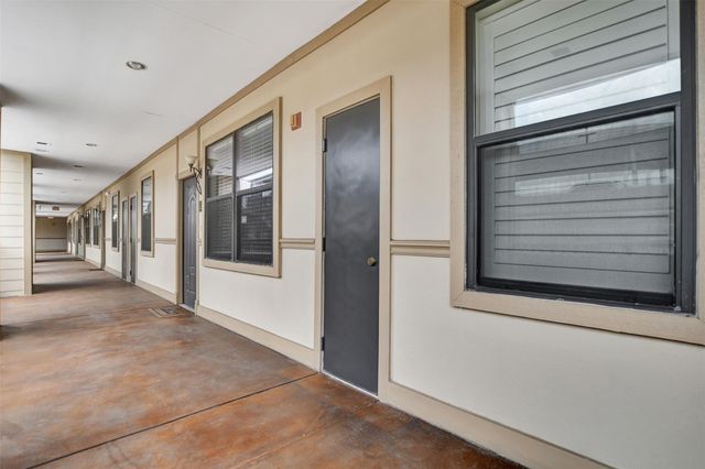 2299 Lone Star Drive 526, Sugar Land, TX 77479