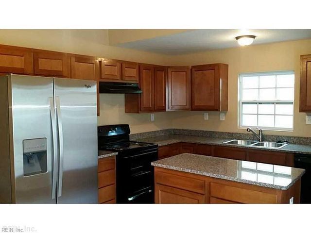 3214 Bapaume AVE, Norfolk, VA 23509