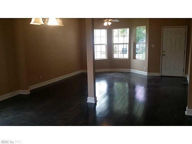3214 Bapaume AVE, Norfolk, VA 23509