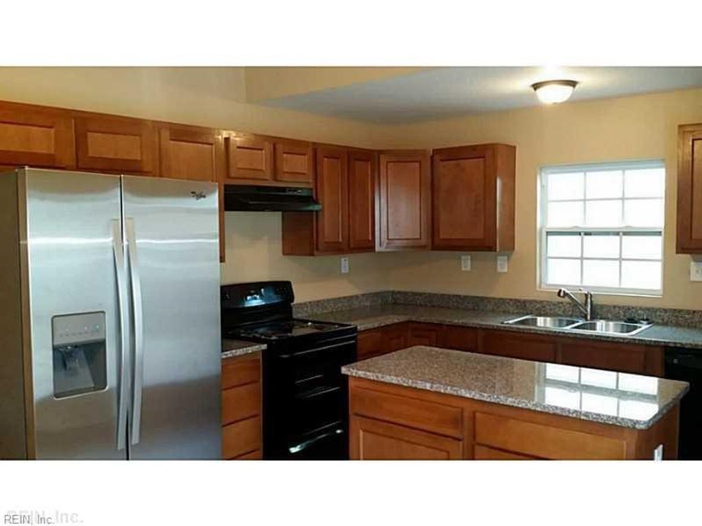3214 Bapaume AVE, Norfolk, VA 23509