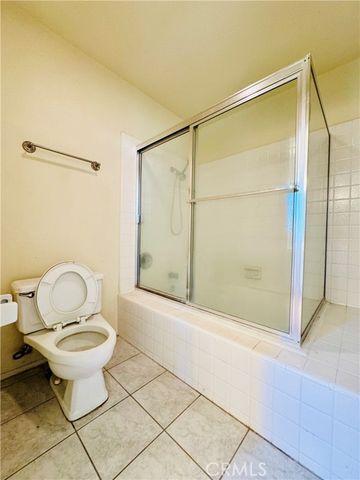 10 Coldbrook, Irvine, CA 92604