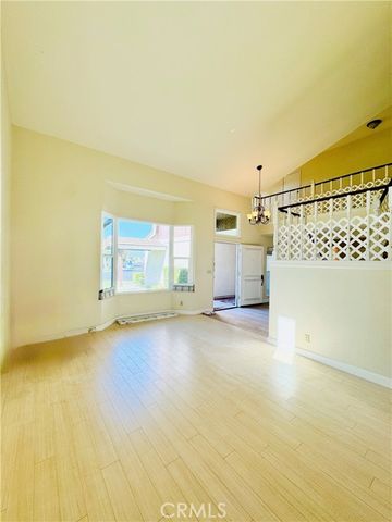 10 Coldbrook, Irvine, CA 92604