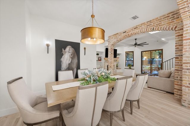 1911 Ozro Road, Venus, TX 76084