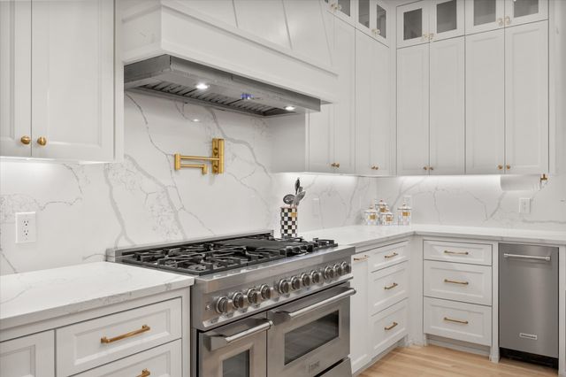 1911 Ozro Road, Venus, TX 76084