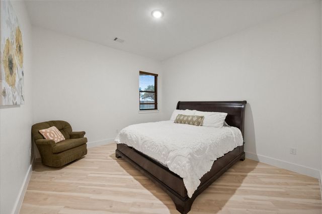 1911 Ozro Road, Venus, TX 76084