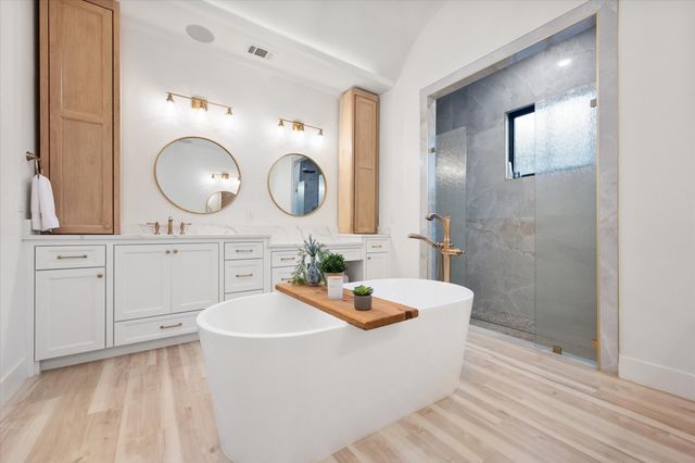 1911 Ozro Road, Venus, TX 76084