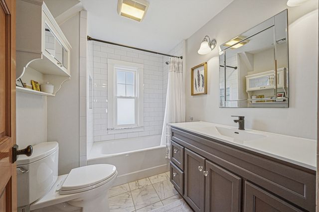55 Hobart Ave, Braintree, MA 02184