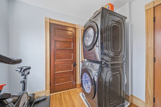 55 Hobart Ave, Braintree, MA 02184