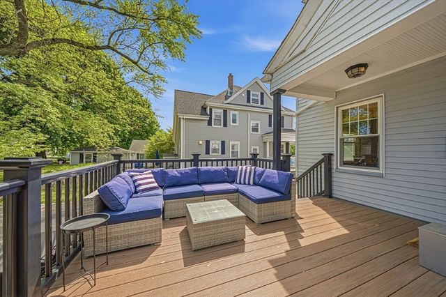 55 Hobart Ave, Braintree, MA 02184