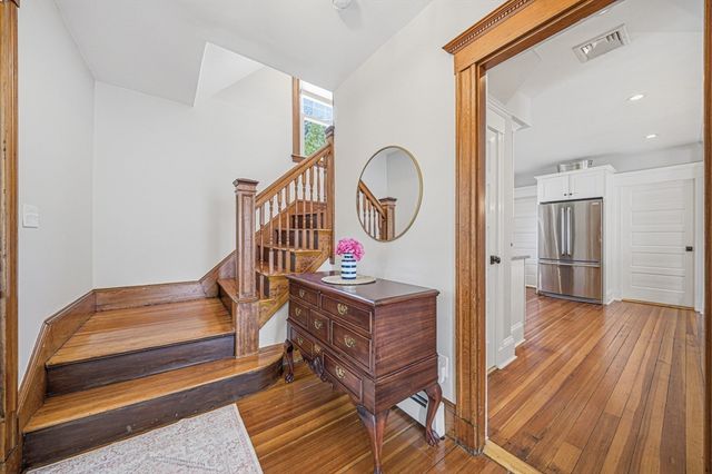 55 Hobart Ave, Braintree, MA 02184
