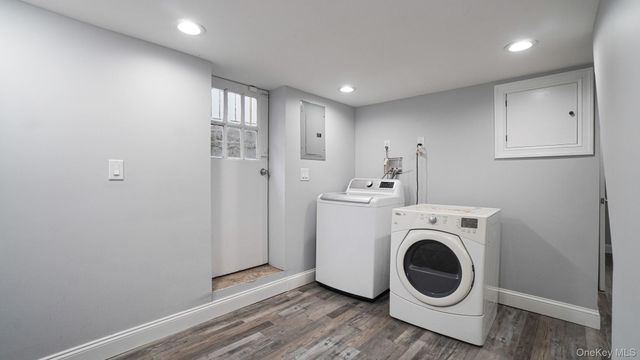 185 E 17th Street, Huntington Station, NY 11746