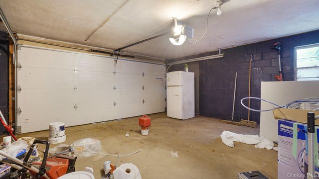 185 E 17th Street, Huntington Station, NY 11746