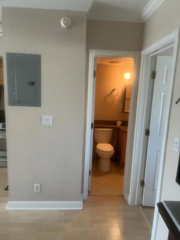 924 SE 2nd Street 20, Fort Lauderdale, FL 33301