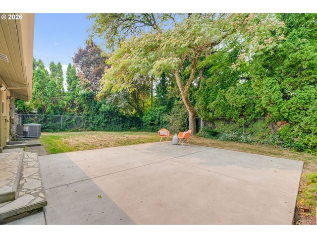 6885 Sw PRINCESS Ave, Beaverton, OR 97008