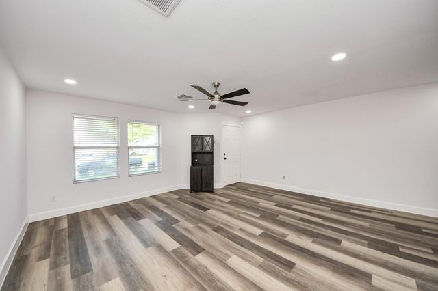 7826 Maverick Trace Lane, Cypress, TX 77433