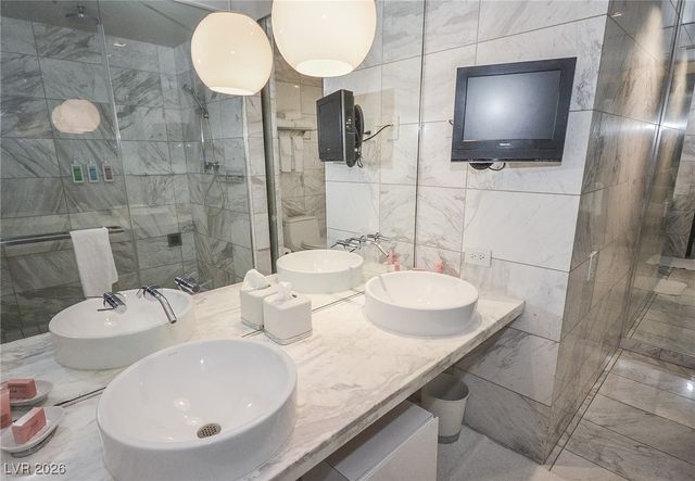 4381 West Flamingo Road 2302, Las Vegas, NV 89103