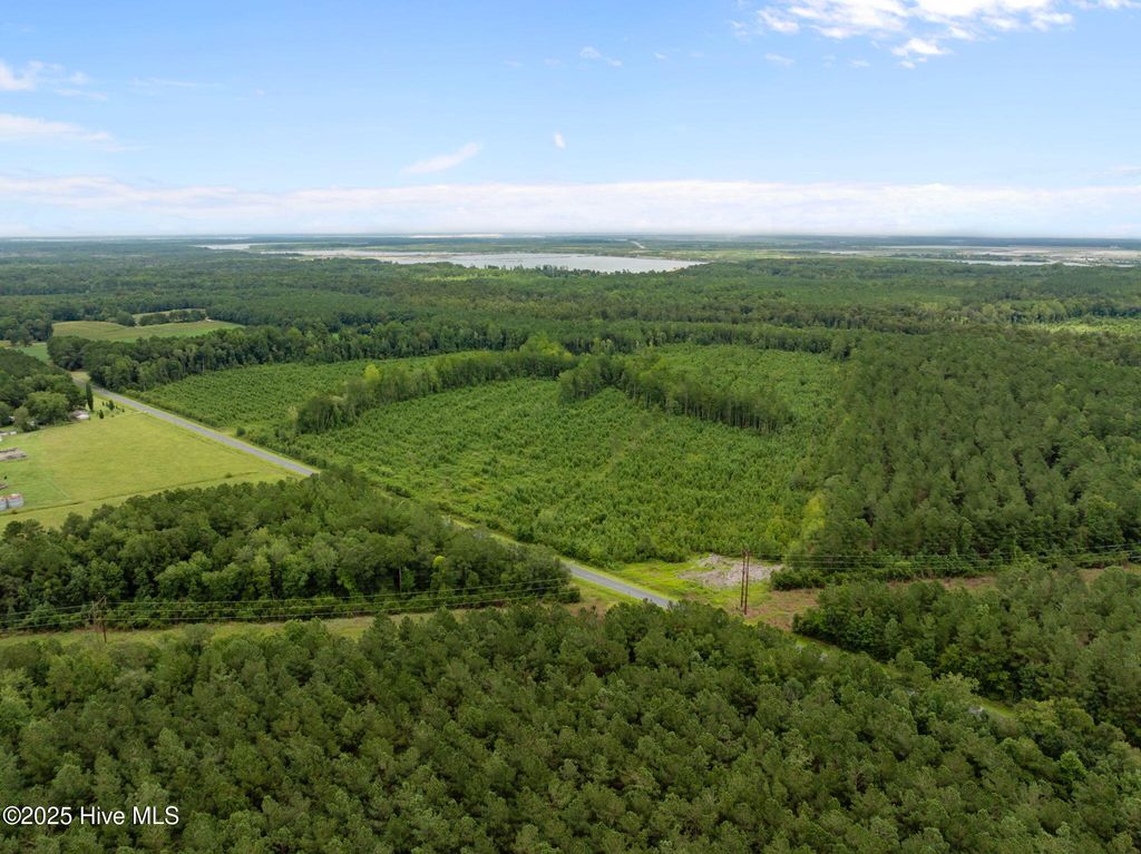 Image 1 of property listing at 0 Sr 1932, Aurora, NC 27806