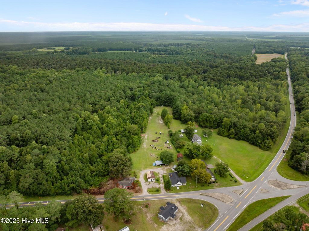 Image 20 of property listing at 0 Sr 1932, Aurora, NC 27806