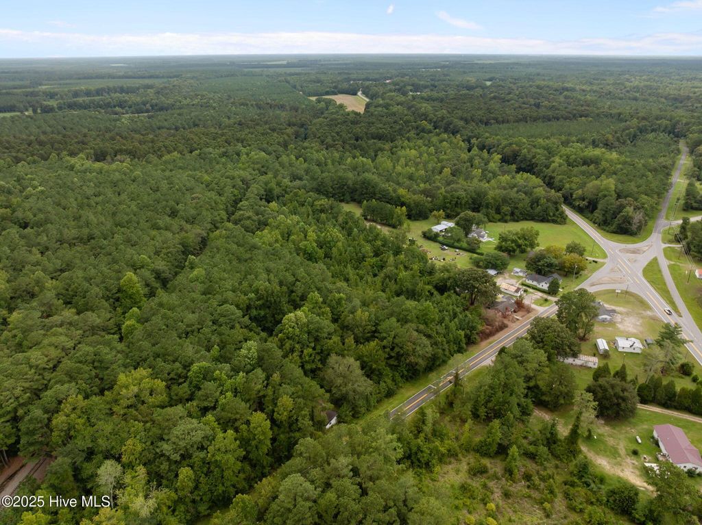 Image 24 of property listing at 0 Sr 1932, Aurora, NC 27806