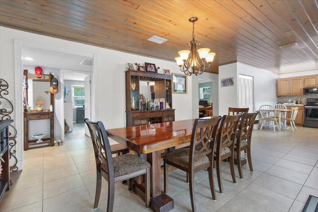 7202 Kenwood Road, Fort Pierce, FL 34951