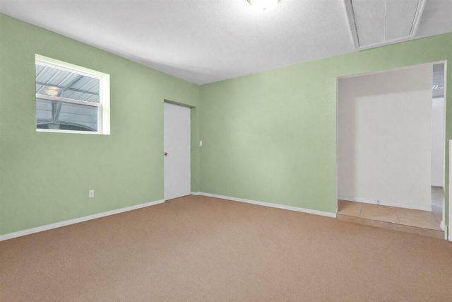 7202 Kenwood Road, Fort Pierce, FL 34951