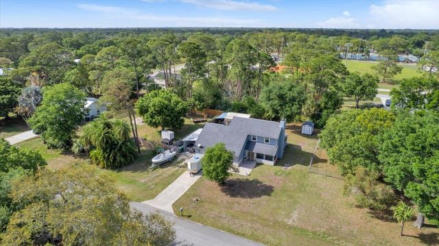 7202 Kenwood Road, Fort Pierce, FL 34951