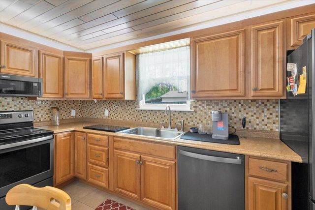 7202 Kenwood Road, Fort Pierce, FL 34951