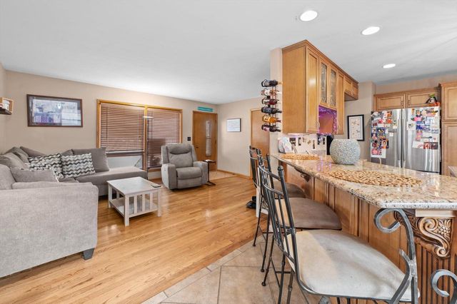 2158 Delafield STREET, Waukesha, WI 53188