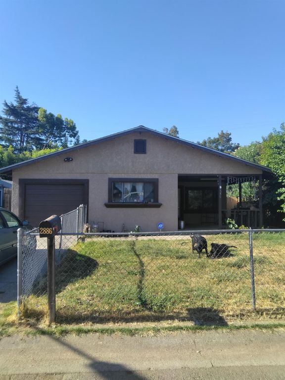 Image 1 of property listing at 2886 Pinto Lane, Anderson, CA 96007