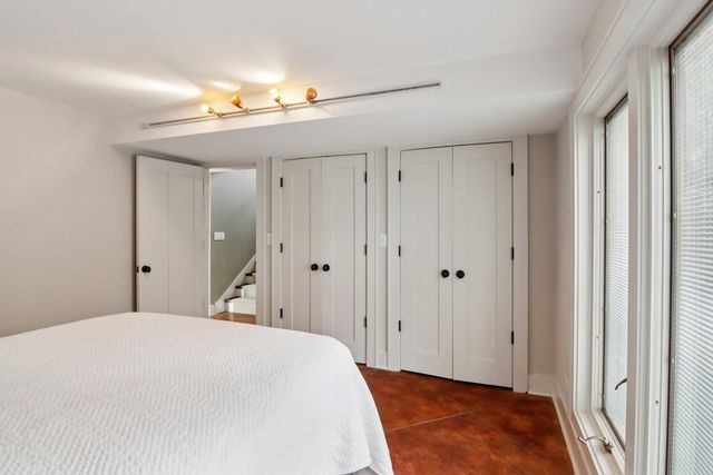 635 Signal Hill Road, North Barrington, IL 60010