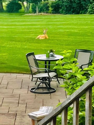 635 Signal Hill Road, North Barrington, IL 60010