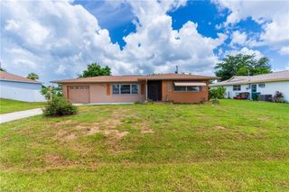 235 SE 45th ST, Cape Coral, FL 33904
