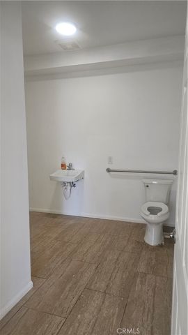 2921 W Florence, Los Angeles, CA 90043