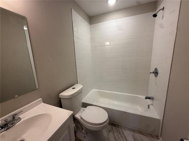 3229 Vanderbilt Lane NW, Atlanta, GA 30318
