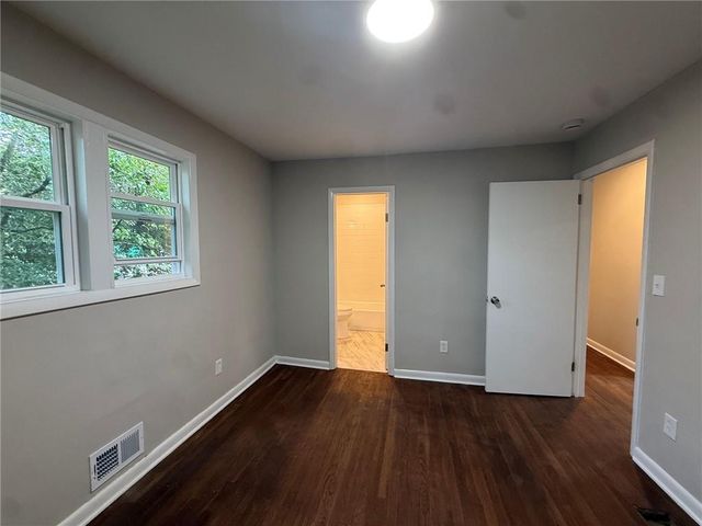 3229 Vanderbilt Lane NW, Atlanta, GA 30318