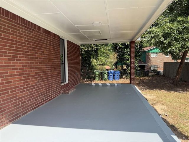 3229 Vanderbilt Lane NW, Atlanta, GA 30318