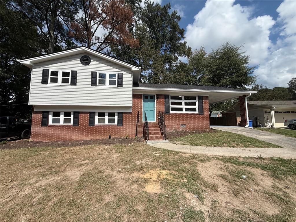 3229 Vanderbilt Lane NW, Atlanta, GA 30318