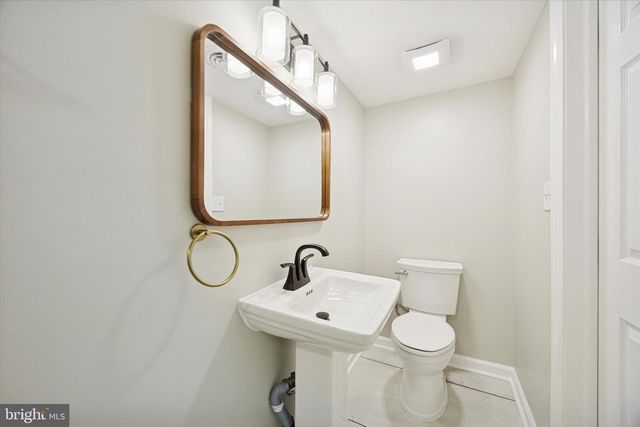 153 OLGA RD, Wilmington, DE 19805