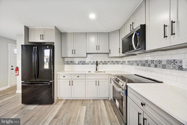 153 OLGA RD, Wilmington, DE 19805