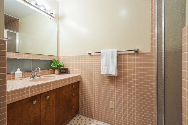 95 Allview Drive SW, Cedar Rapids, IA 52404