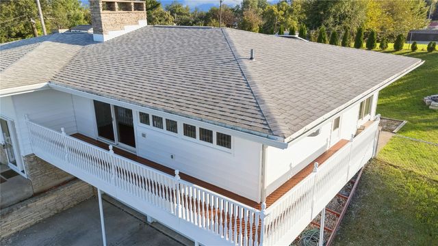 95 Allview Drive SW, Cedar Rapids, IA 52404