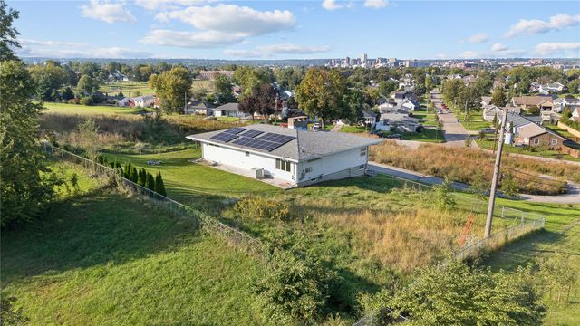 95 Allview Drive SW, Cedar Rapids, IA 52404