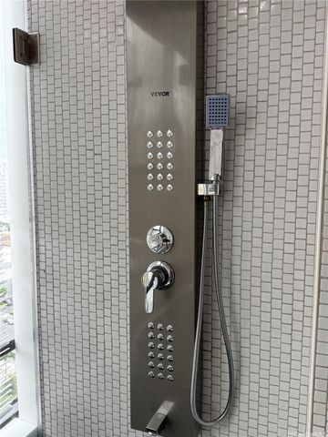 1221 Victoria Street 1705, Honolulu, HI 96814