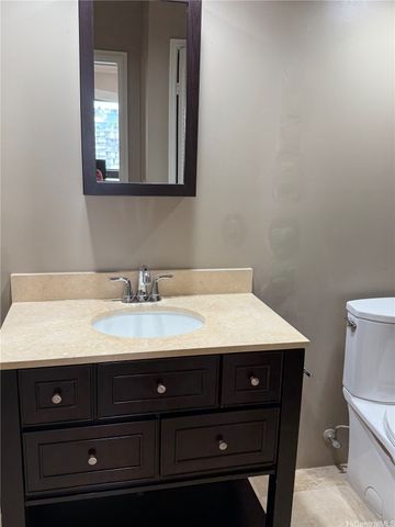 1221 Victoria Street 1705, Honolulu, HI 96814