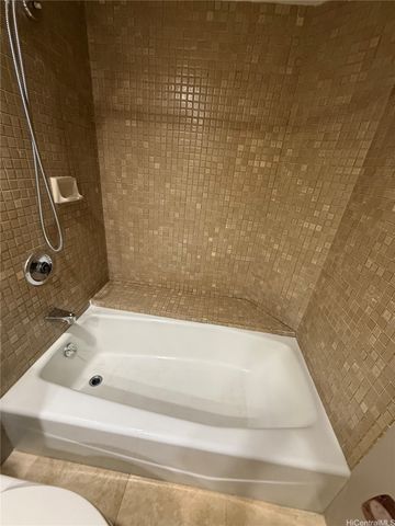 1221 Victoria Street 1705, Honolulu, HI 96814