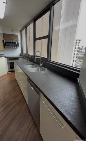 1221 Victoria Street 1705, Honolulu, HI 96814