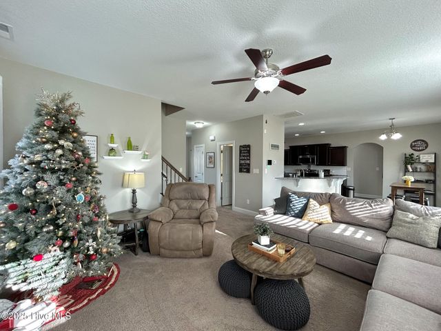 422 Worsley Way, Jacksonville, NC 28546