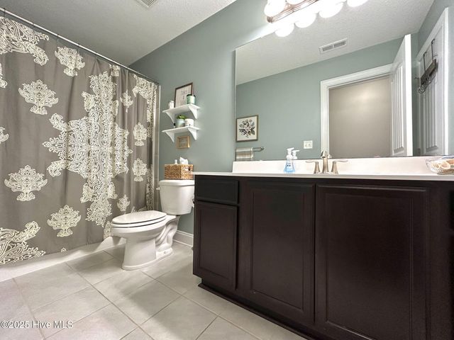 422 Worsley Way, Jacksonville, NC 28546